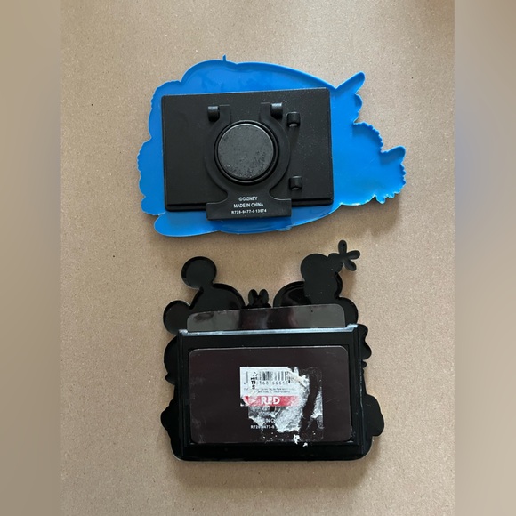 Disney Mickey and Minnie Walt Disney World photo fridge magnets - Picture 3 of 3